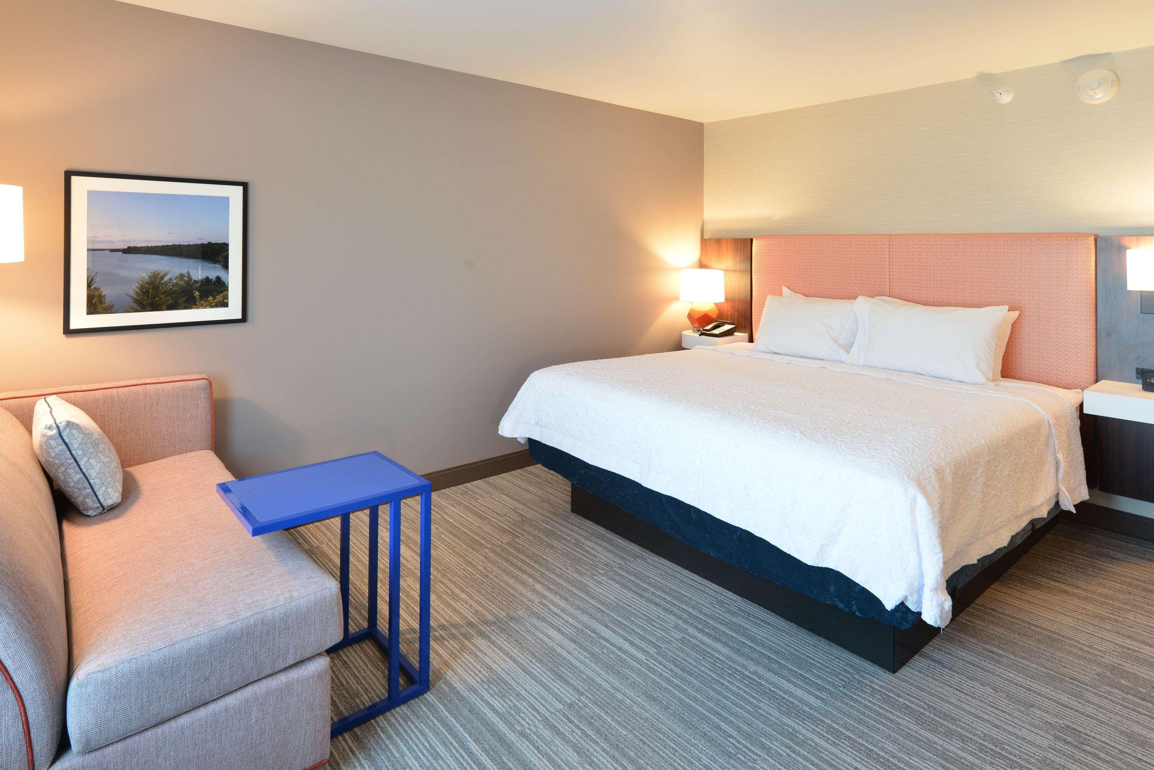 Hampton Inn & Suites Menomonie-Uw Stout Exterior foto